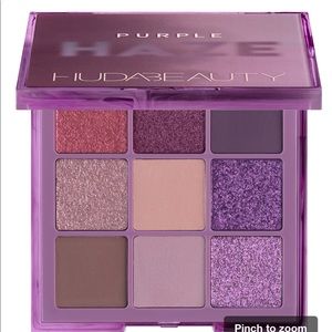 HUDA BEAUTY Haze Obsessions Eyeshadow Palette